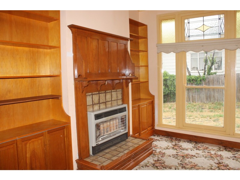 9 Inglis Street, Bacchus Marsh VIC 3340