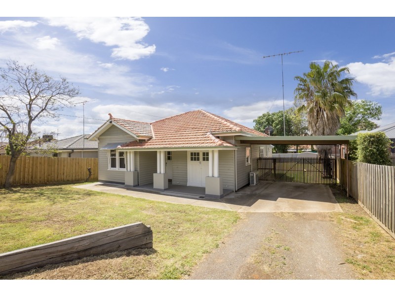 34 Gaynor Street, Bacchus Marsh VIC 3340