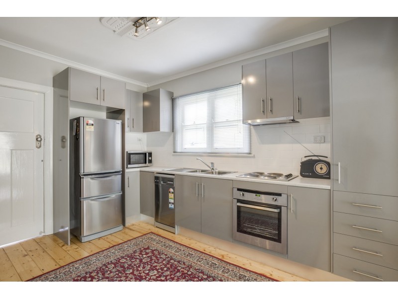 34 Gaynor Street, Bacchus Marsh VIC 3340