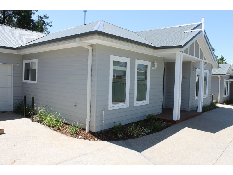 2/10 McCrae Street, Bacchus Marsh VIC 3340