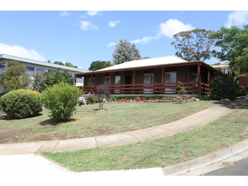 27 Madden Drive, Bacchus Marsh VIC 3340