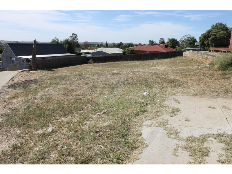12 Maisie Court, Bacchus Marsh VIC 3340