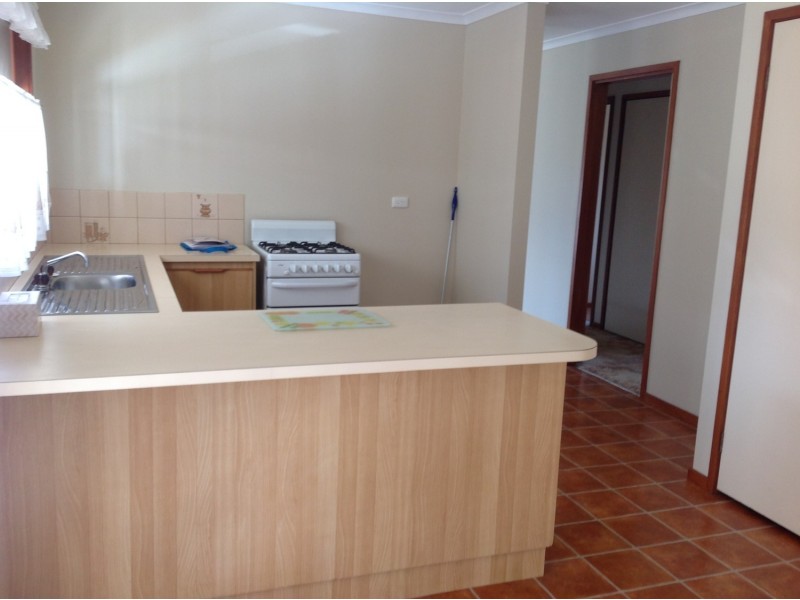 2/3 Fisken Street, Bacchus Marsh VIC 3340