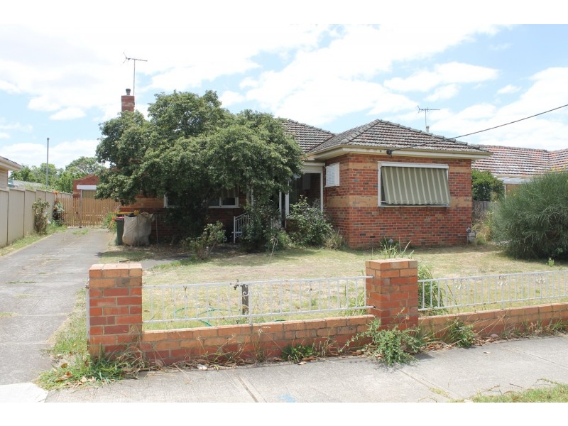 4 McFarland Street, Bacchus Marsh VIC 3340