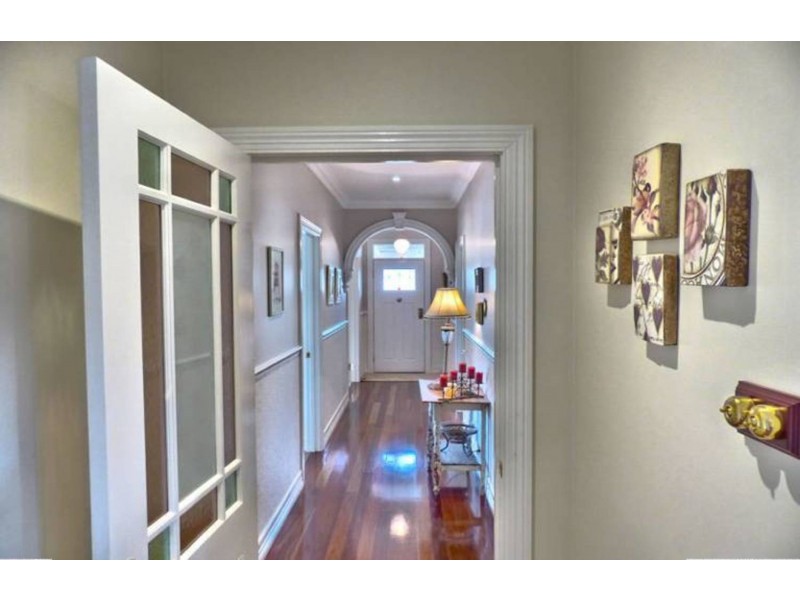 14 Lyon Place, Ballan VIC 3342