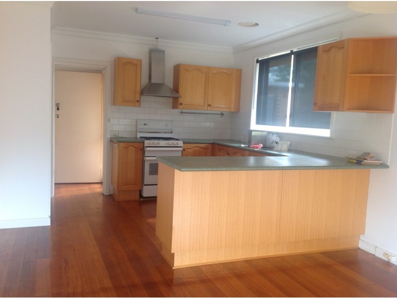 17 Powlett Street, Bacchus Marsh VIC 3340
