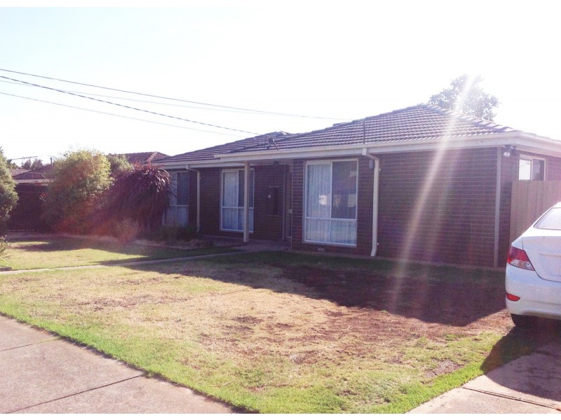 31 Oakwood Road, Albanvale VIC 3021