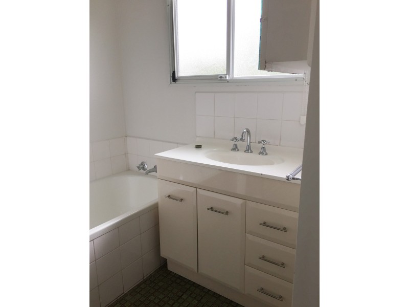 31 Oakwood Road, Albanvale VIC 3021