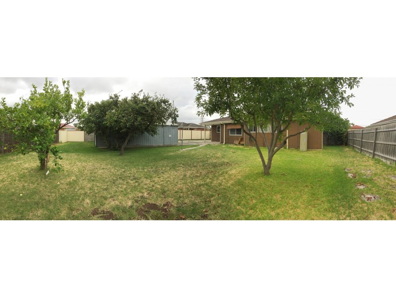 31 Oakwood Road, Albanvale VIC 3021