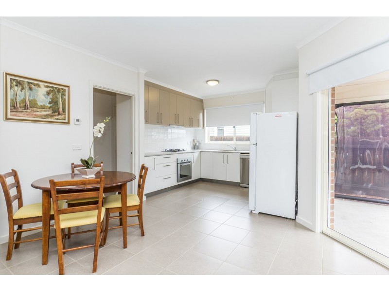 2/36 Gaynor Street, Bacchus Marsh VIC 3340