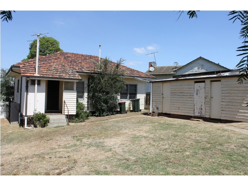 1 Queens Crescent, Bacchus Marsh VIC 3340