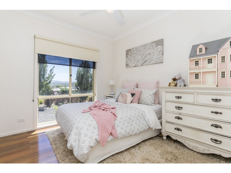 19 Manning Boulevard, Bacchus Marsh VIC 3340