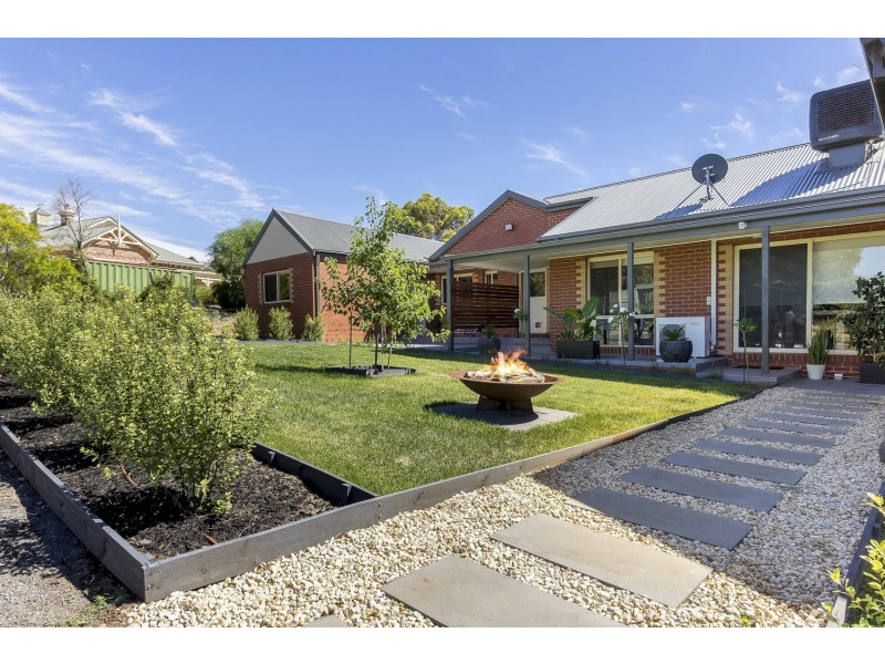 19 Manning Boulevard, Bacchus Marsh VIC 3340