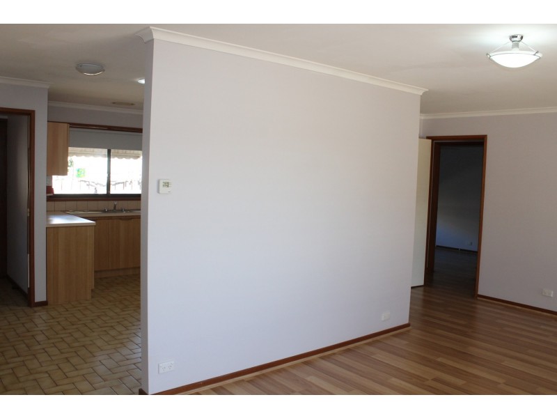 4/7 Fisken Street, Bacchus Marsh VIC 3340