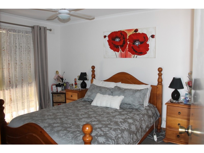 5 Jonathan Drive, Darley VIC 3340