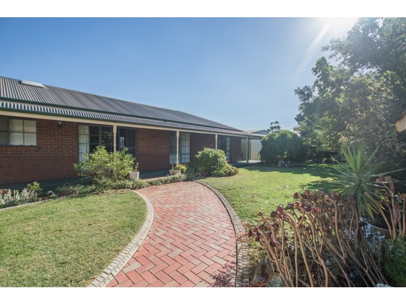 4 Leahy Street, Bacchus Marsh VIC 3340