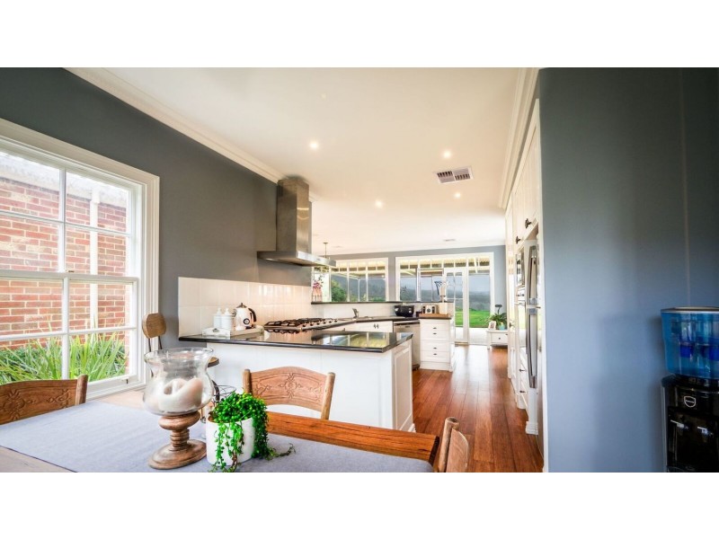 25 Pamela Court, Bacchus Marsh VIC 3340