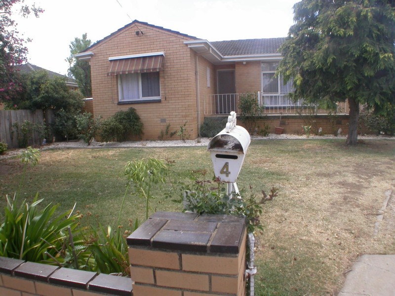 4 Malcolm Street, Bacchus Marsh VIC 3340