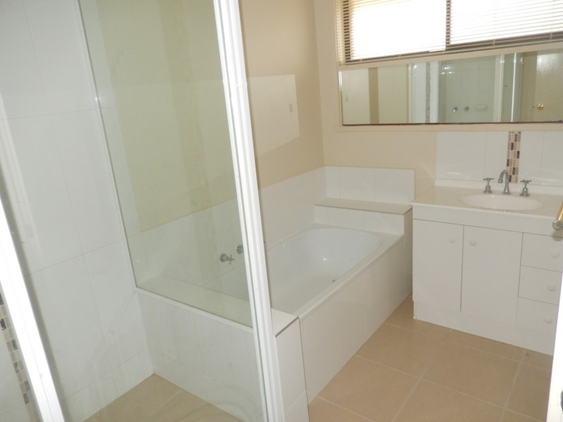 22/59-61 Barries Road, Melton VIC 3337