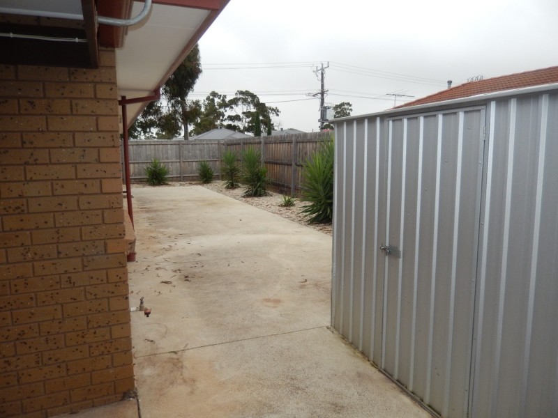 22/59-61 Barries Road, Melton VIC 3337