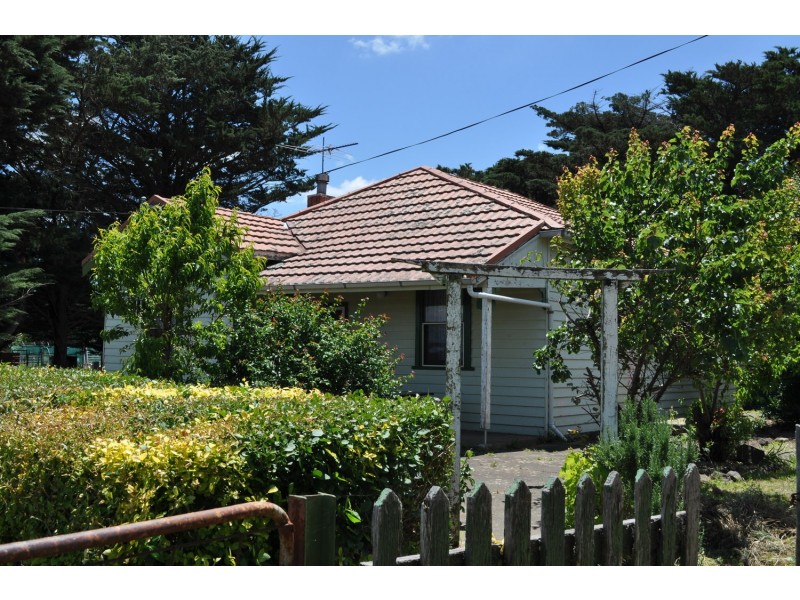 492 Old Western Highway, Myrniong VIC 3341