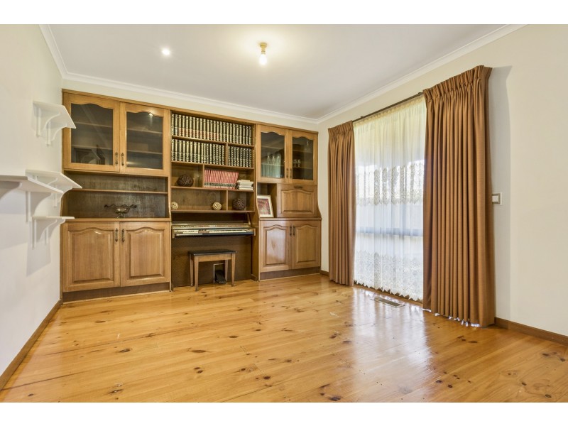 6 Simpson Street, Bacchus Marsh VIC 3340