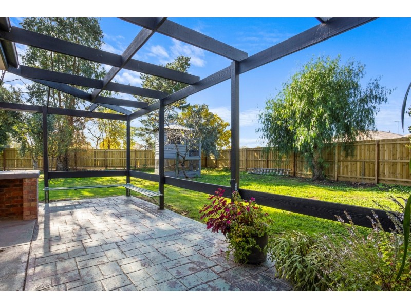 6 Simpson Street, Bacchus Marsh VIC 3340