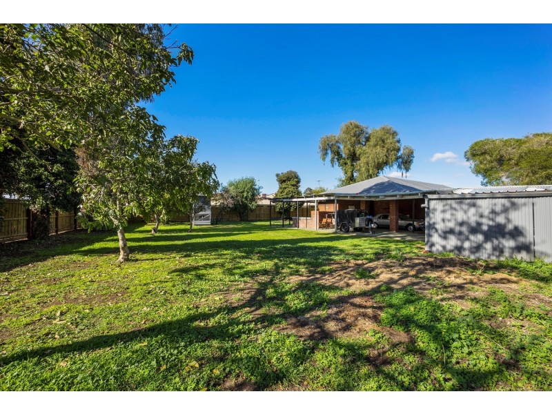 6 Simpson Street, Bacchus Marsh VIC 3340