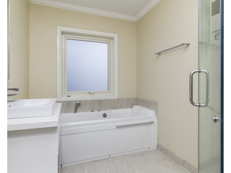 2/3a Labilliere Street, Bacchus Marsh VIC 3340