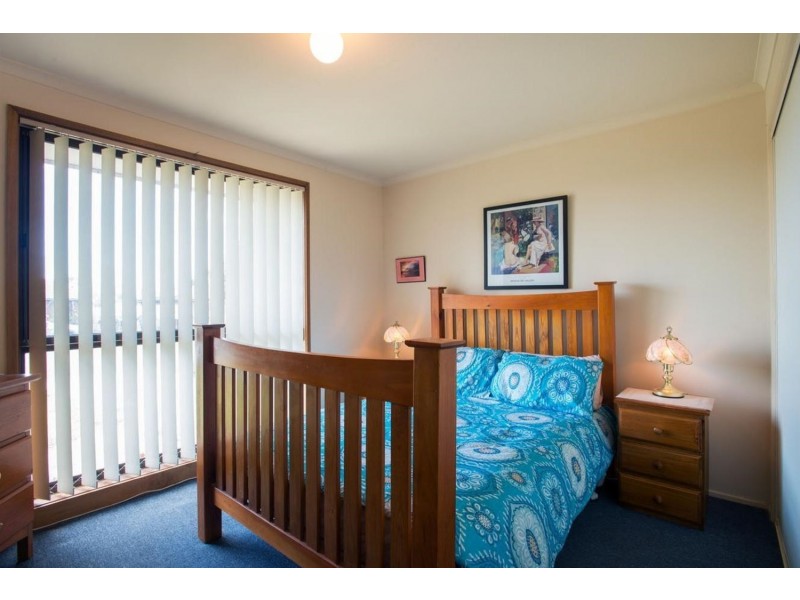 62 Jonathan Drive, Bacchus Marsh VIC 3340