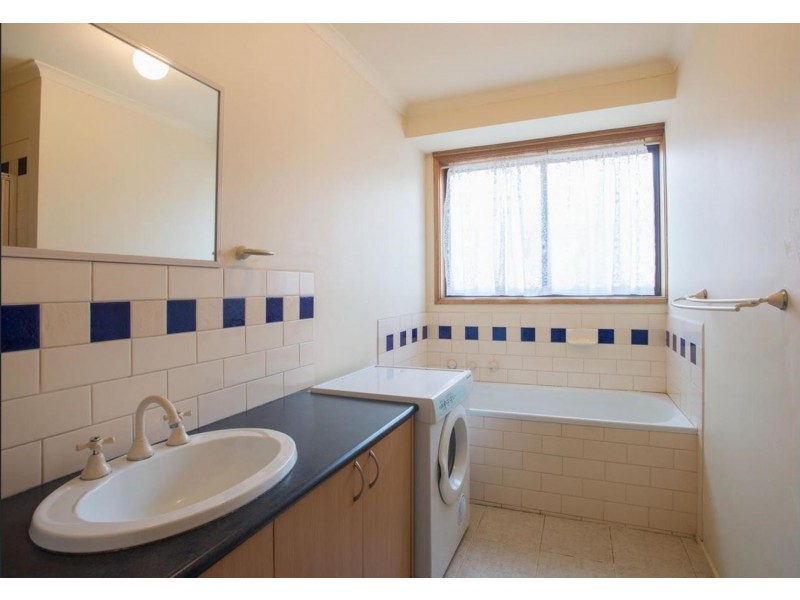 62 Jonathan Drive, Bacchus Marsh VIC 3340