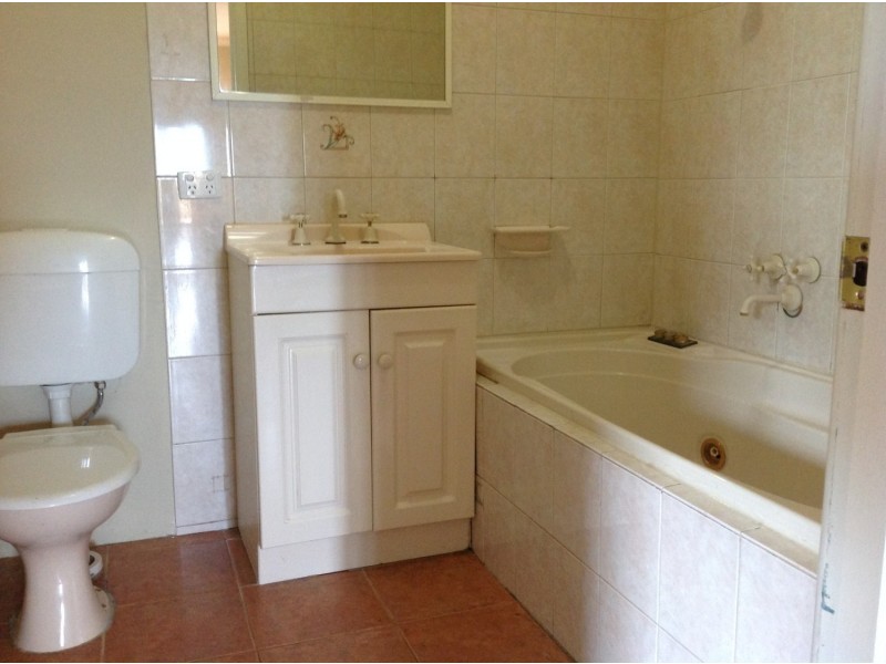 1/87 Gisborne Road, Bacchus Marsh VIC 3340