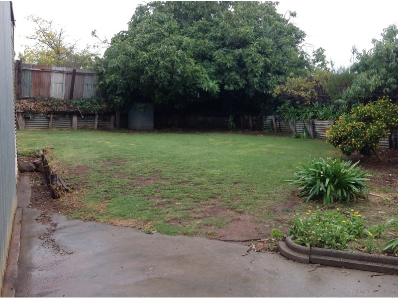 1/87 Gisborne Road, Bacchus Marsh VIC 3340