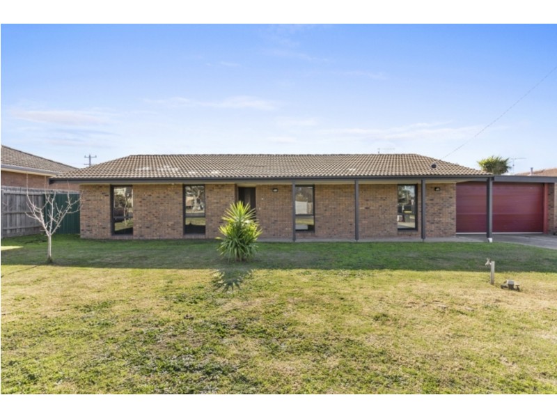 82  Masons Lane, Bacchus Marsh VIC 3340