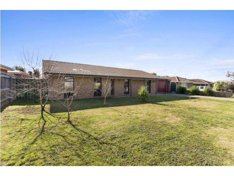 82  Masons Lane, Bacchus Marsh VIC 3340