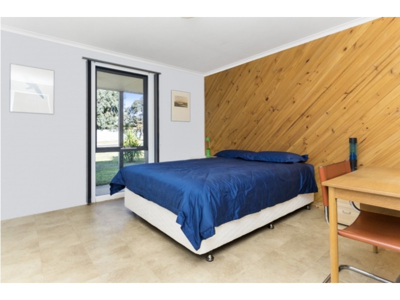 82  Masons Lane, Bacchus Marsh VIC 3340