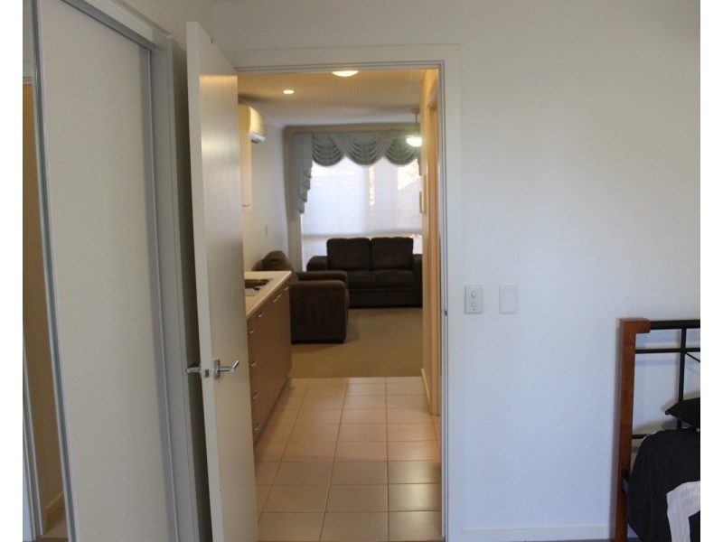 33/96 Gisborne Road, Bacchus Marsh VIC 3340