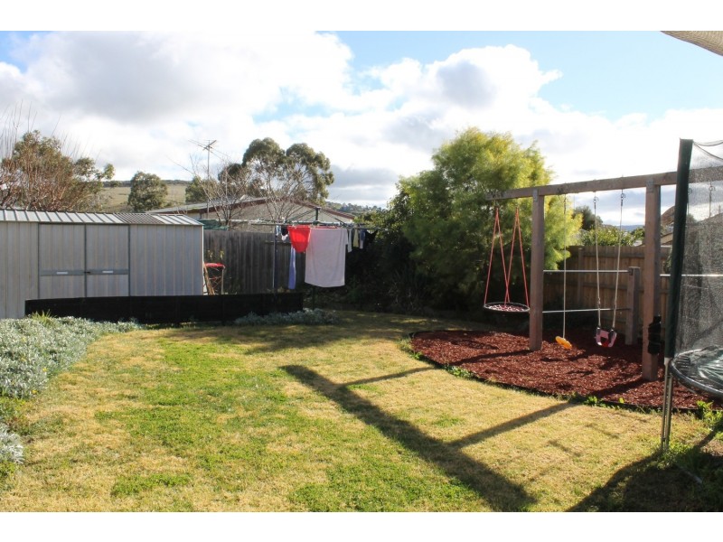 2 Ball Court, Bacchus Marsh VIC 3340