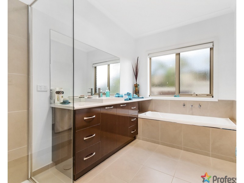 14 Victoria Street, Bacchus Marsh VIC 3340