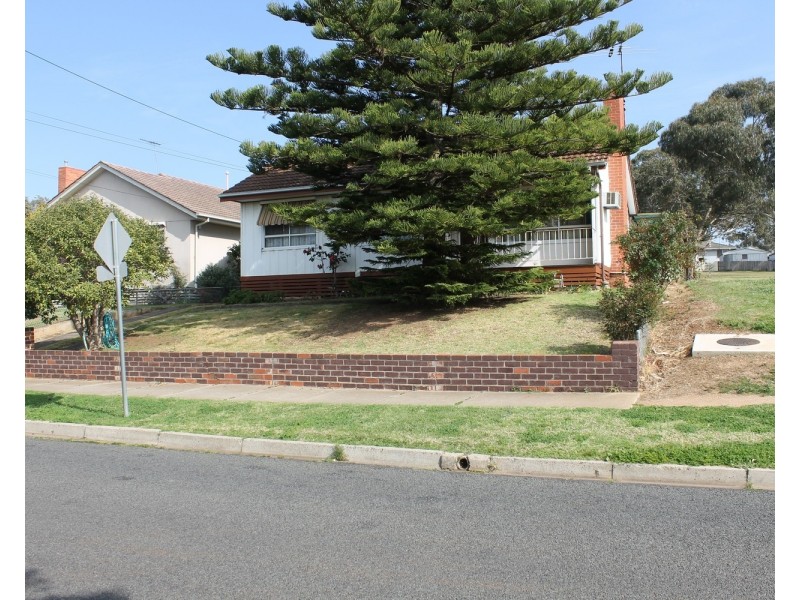 13 Lidgett Street, Bacchus Marsh VIC 3340