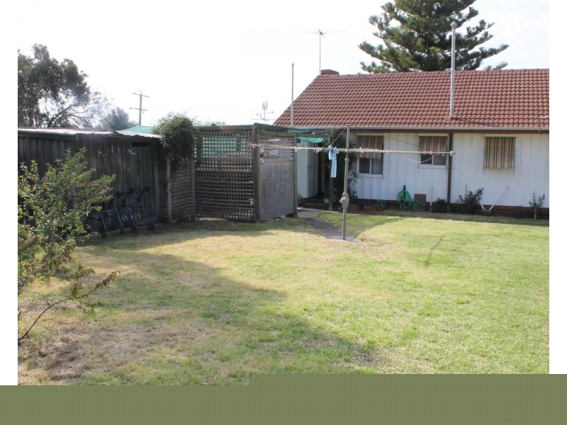 13 Lidgett Street, Bacchus Marsh VIC 3340