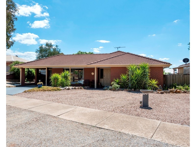 24 Ryan Court, Bacchus Marsh VIC 3340