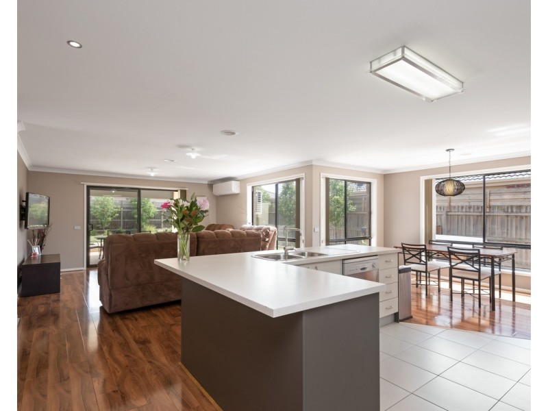 15 Duval Drive, Bacchus Marsh VIC 3340