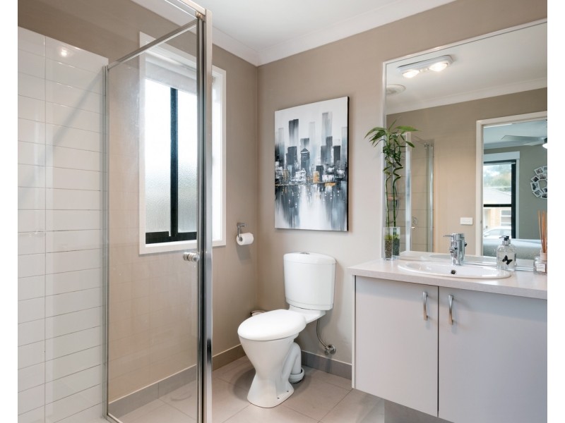 15 Duval Drive, Bacchus Marsh VIC 3340