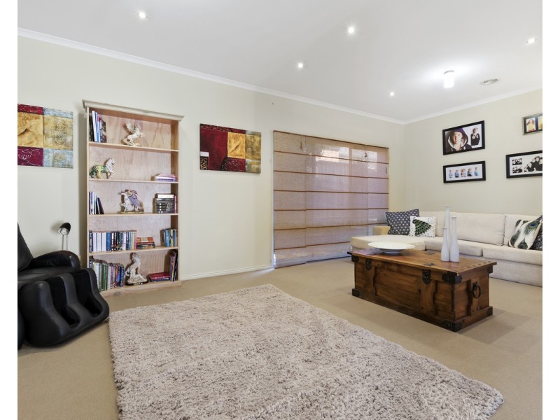 11 Robertsons Road, Bacchus Marsh VIC 3340