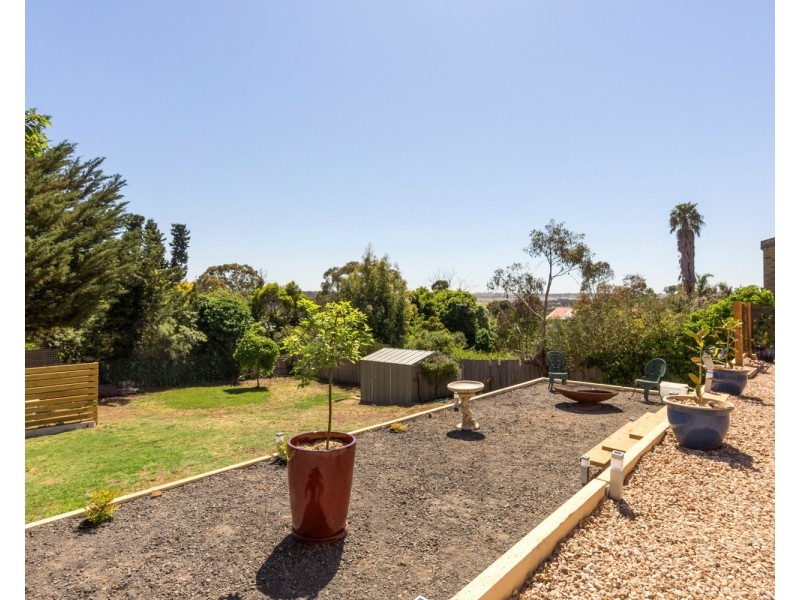 11 Robertsons Road, Bacchus Marsh VIC 3340