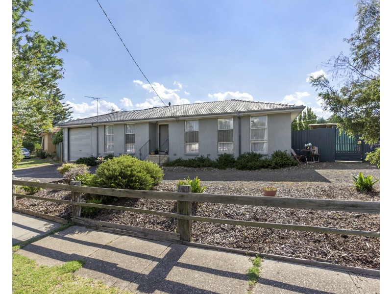 49 Lidgett Street, Bacchus Marsh VIC 3340