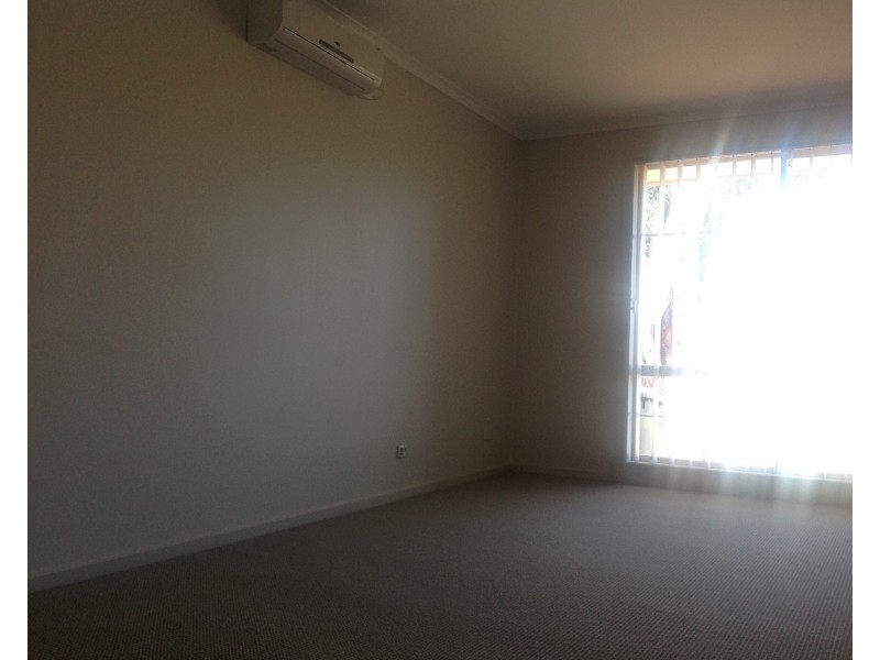 43 Underbank Boulevard, Bacchus Marsh VIC 3340