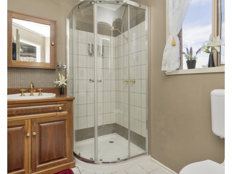 143 Underbank Boulevard, Bacchus Marsh VIC 3340