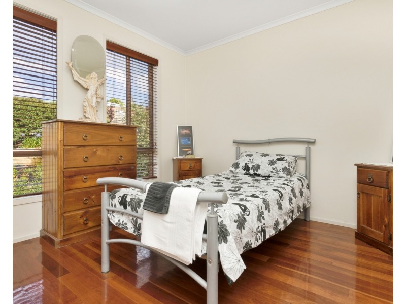 143 Underbank Boulevard, Bacchus Marsh VIC 3340